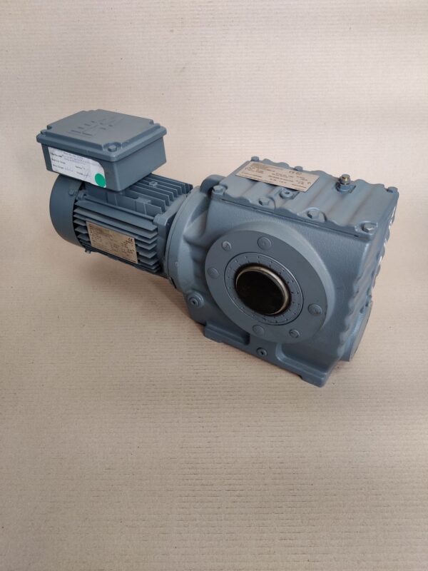 SA67DRN100LS4/BE5/TH 2,2KW 84RPM M4A/90 CL.F 230V/40NM